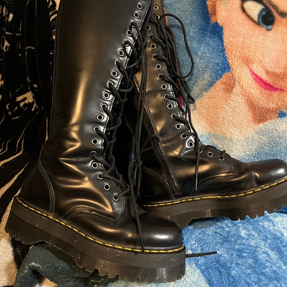 ♥️🪱Dr Marten Britain Platforms🪱♥️